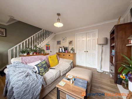 2 bedroom Terraced House for sale in Old Mill Crescent, Newark, NG24