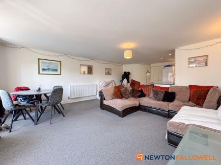 2 bedroom Apartment for sale in Barnby Gate, Barnby House, NG24