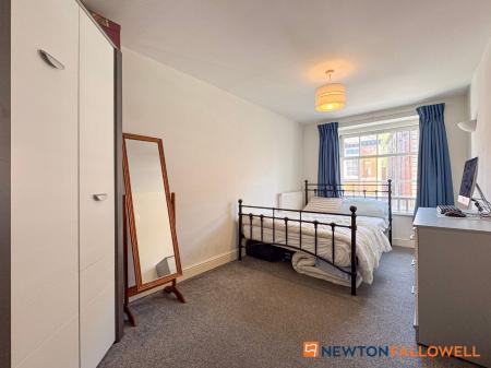 2 bedroom Apartment for sale in Barnby Gate, Barnby House, NG24