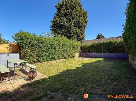 3 bedroom Terraced House for sale in The Meadows, Farndon, NG24