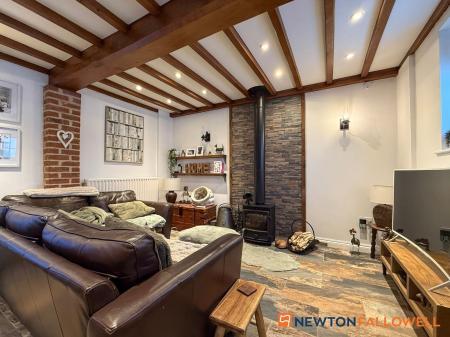 1 bedroom Cottage for sale in Wetsyke Lane, Balderton, NG24