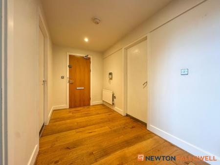 2 bedroom Flat for sale in Castle Brewery, Newark, NG24