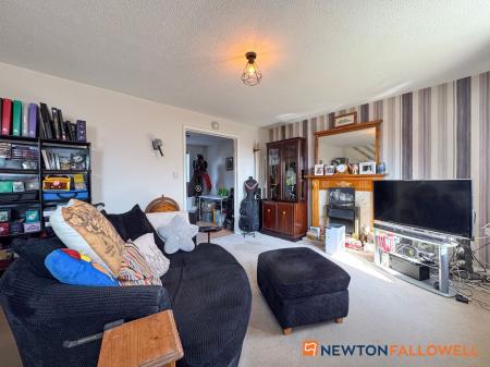 3 bedroom Terraced House for sale in Mill Green, Newark, NG24