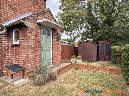 3 bedroom End of terrace house for sale in Green Lane, Dry Doddington, NG23