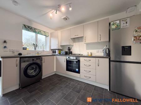 3 bedroom Semi-detached house for sale in Sir Brian Way, Bilsthorpe, NG22