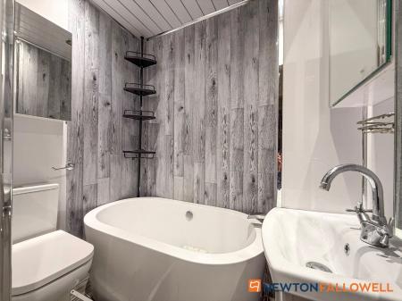 3 bedroom Detached house for sale in Linton Close, Farndon, NG24