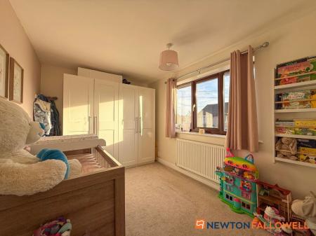 3 bedroom Semi-detached house for sale in Birch Road, Balderton, NG24