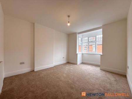 3 bedroom Semi-detached house for sale in Smith Street, Newark, NG24