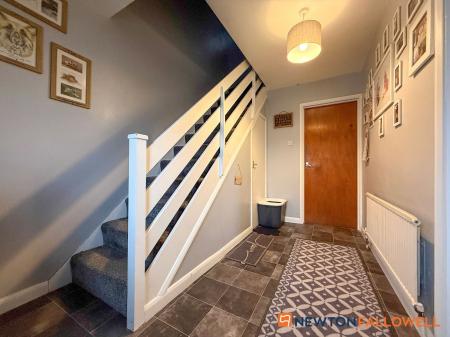 3 bedroom Detached house for sale in Kingsway, Balderton, NG24