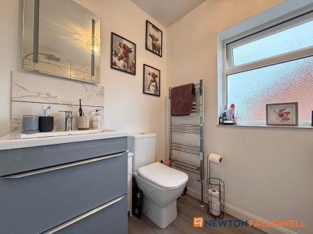 3 bedroom Detached house for sale in Kingsway, Balderton, NG24