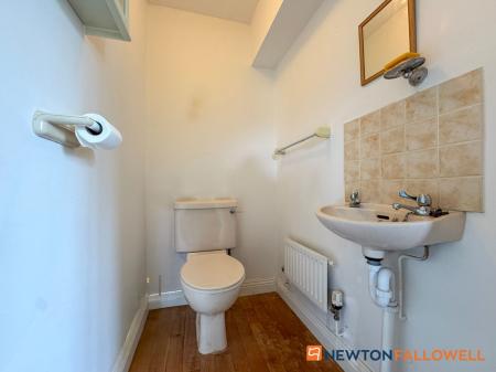 3 bedroom Detached house for sale in Henton Close, Coddington, NG24