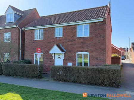 3 bedroom Detached house for sale in Henton Close, Coddington, NG24