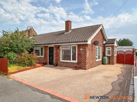 Village Way, Farndon, NG24