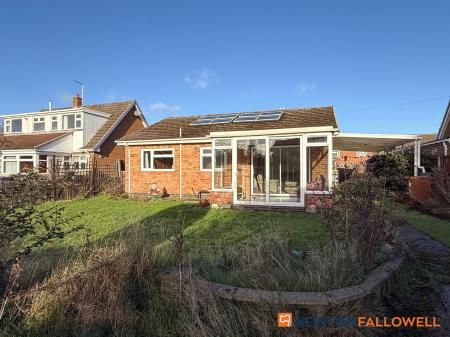 3 bedroom Detached bungalow for sale in Grange Road, Newark, NG24