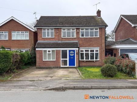4 bedroom Detached house for sale in Norman Avenue, Newark, NG24