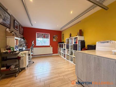 3 bedroom Detached bungalow for sale in Jasmine Court, Balderton, NG24
