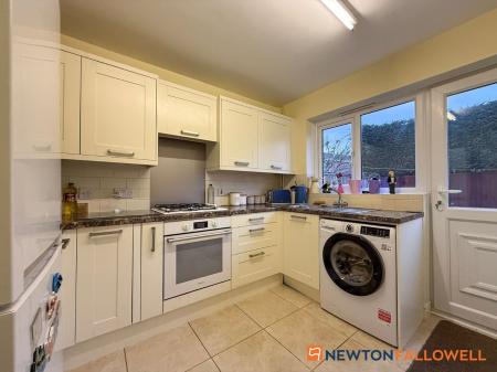 2 bedroom Detached bungalow for sale in Marrison Court, Farndon, NG24