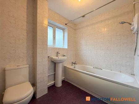 4 bedroom Detached house for sale in Lacey Green, Balderton, NG24