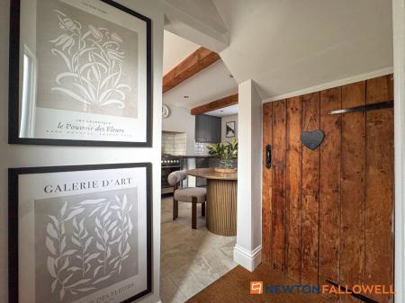 2 bedroom Cottage for sale in Low Street, Elston, NG23