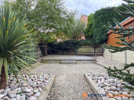 2 bedroom Cottage for sale in Low Street, Elston, NG23