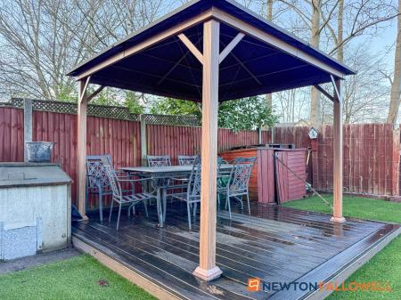 3 bedroom Detached house for sale in Whomsley Close, Newark, NG24