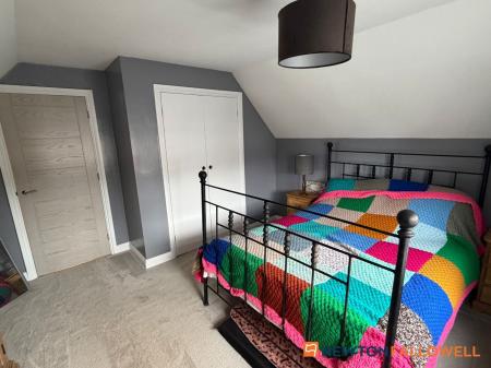 3 bedroom Detached house for sale in Whomsley Close, Newark, NG24