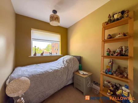 3 bedroom Detached house for sale in Whomsley Close, Newark, NG24