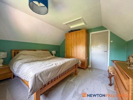 3 bedroom Detached house for sale in Whomsley Close, Newark, NG24