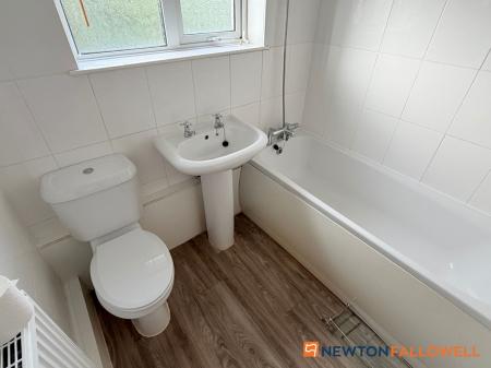 2 bedroom Flat for sale in Ash Road, Newark, NG24