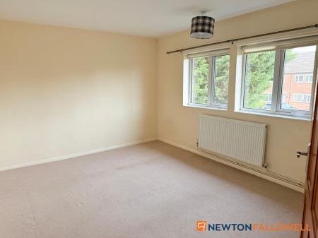 2 bedroom Flat for sale in Ash Road, Newark, NG24