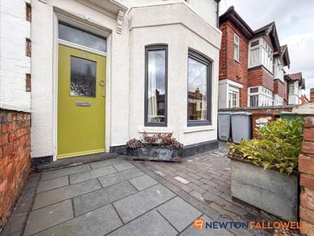 4 bedroom End of terrace house for sale in Harcourt Street, Newark, NG24