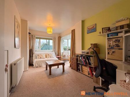 4 bedroom Detached house for sale in Markwick Close, Newark, NG24