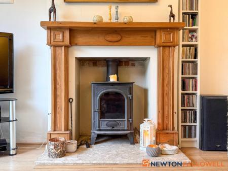 4 bedroom Detached house for sale in Markwick Close, Newark, NG24