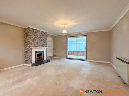 4 bedroom Detached house for sale in Main Street, South Scarle, NG23