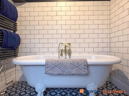 3 bedroom Semi-detached house for sale in Wellington Road, Newark, NG24