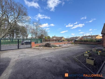 3 bedroom Detached bungalow for sale in Warwick Road, Balderton, NG24
