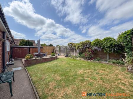 4 bedroom Detached bungalow for sale in Colley Lane, Weston, NG23
