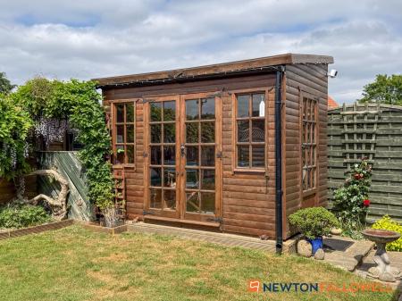 4 bedroom Detached bungalow for sale in Colley Lane, Weston, NG23