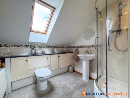 4 bedroom Detached bungalow for sale in Colley Lane, Weston, NG23