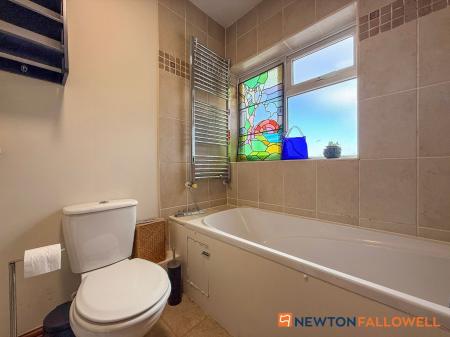 4 bedroom Semi-detached house for sale in Barnby Lane, Claypole, NG23