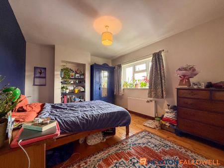 4 bedroom Semi-detached house for sale in Barnby Lane, Claypole, NG23