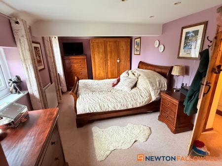 4 bedroom Detached house for sale in Main Street, Norton Disney, LN6