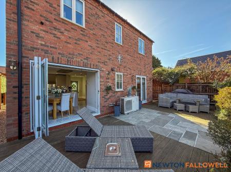 3 bedroom Detached house for sale in Eagle Road, Spalford, NG23