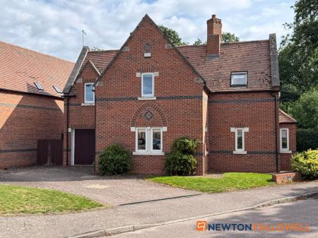 Home Farm Close, Kelham, NG23