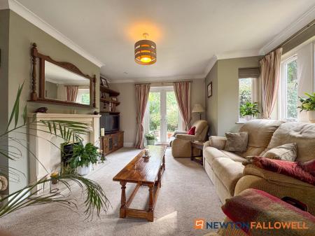 4 bedroom Detached house for sale in Home Farm Close, Kelham, NG23
