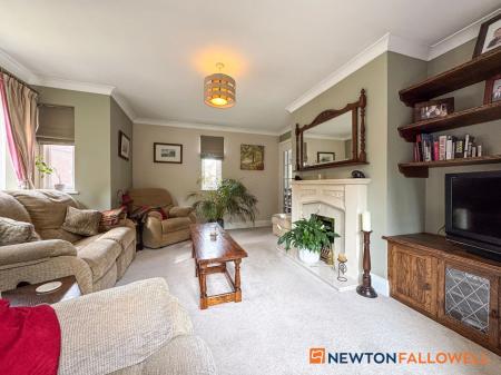 4 bedroom Detached house for sale in Home Farm Close, Kelham, NG23