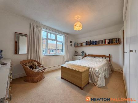 4 bedroom Detached house for sale in Main Street, Sutton-On-Trent, NG23