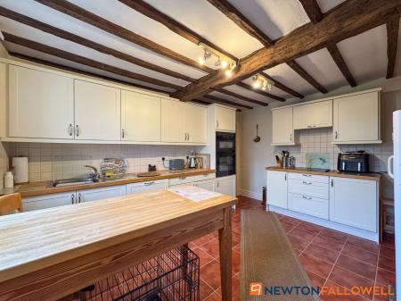 4 bedroom Detached house for sale in Main Street, Sutton-On-Trent, NG23