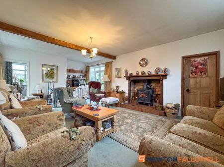 4 bedroom Detached house for sale in Main Street, Sutton-On-Trent, NG23