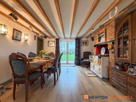 5 bedroom Detached house for sale in Beckingham Road, Stapleford, LN6
